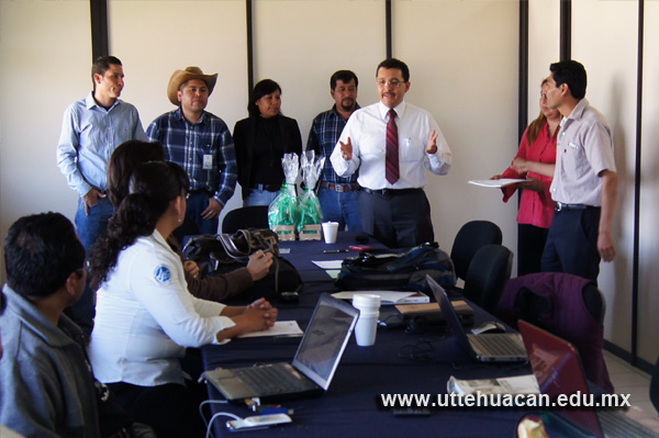 Exitosa reuni&oacute;n del Comit&eacute; T&eacute;cnico-Acad&eacute;mico de la carrera de TSU en ASyP. 